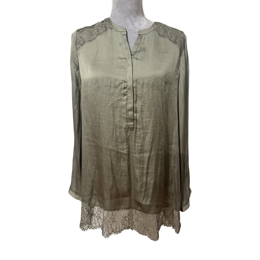 Chico's Women's Lace Trim Tunic Sz MED Green Long Sleeve‎ Satiny Blouse Top